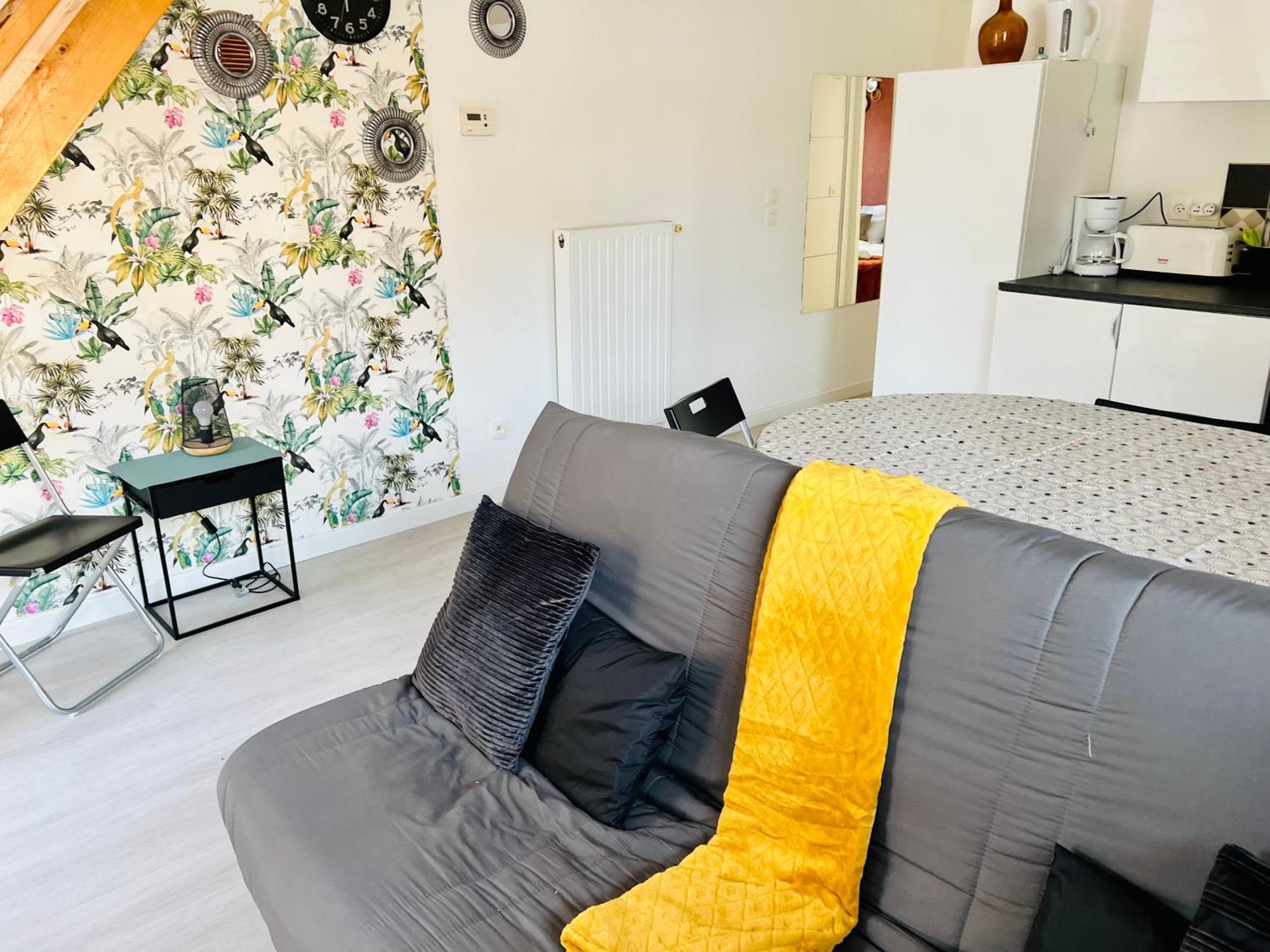 La Maisonnette Un Sejour A Part Longeville-les-Metz Экстерьер фото